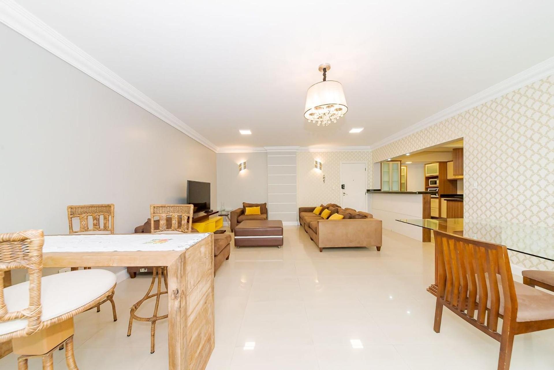 Apto Amplo 1Suite Mais 2Quartos - Quadra Mar 50M Da Praia - Somente Familiares Balneário Camboriú Esterno foto