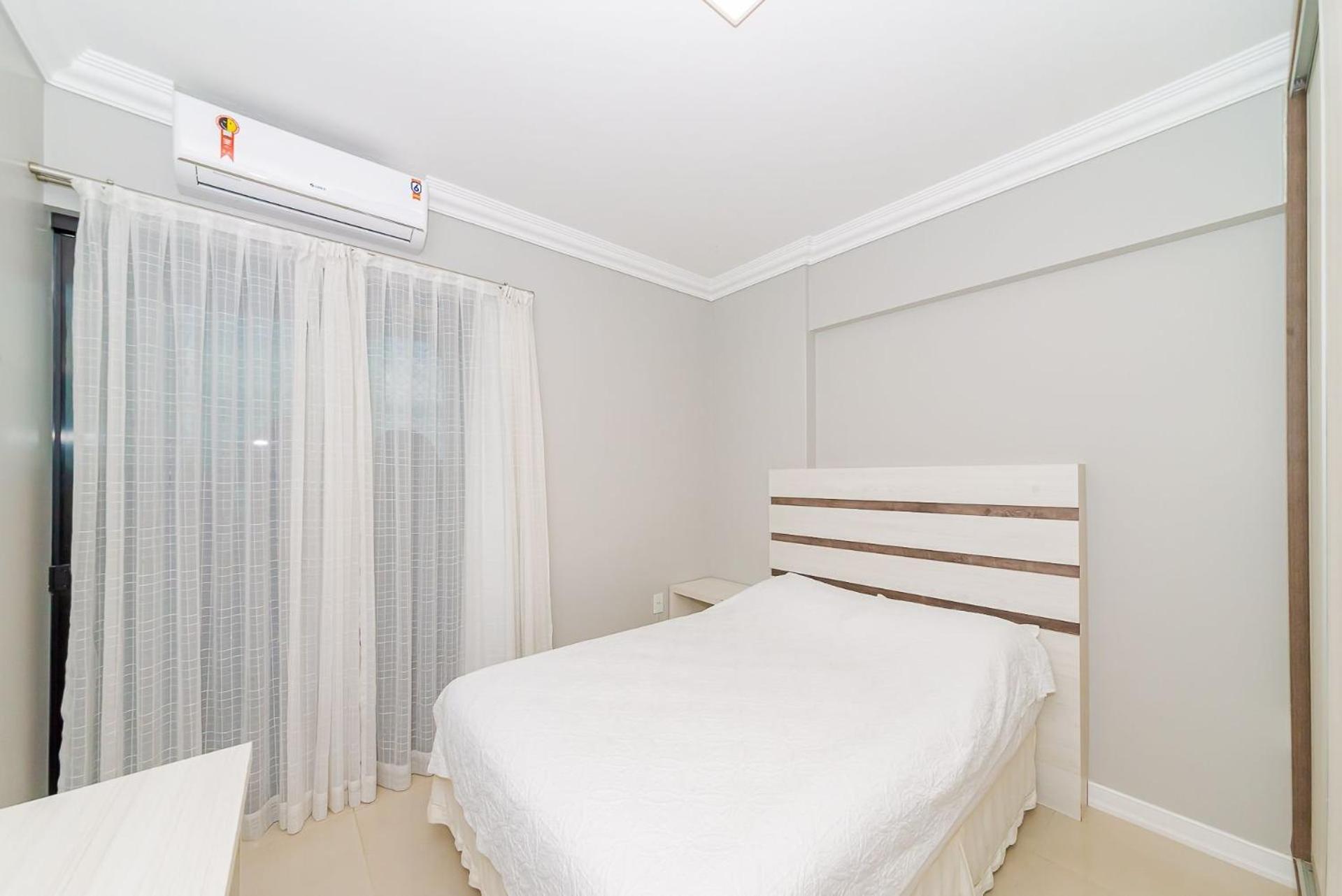 Apto Amplo 1Suite Mais 2Quartos - Quadra Mar 50M Da Praia - Somente Familiares Balneário Camboriú Esterno foto