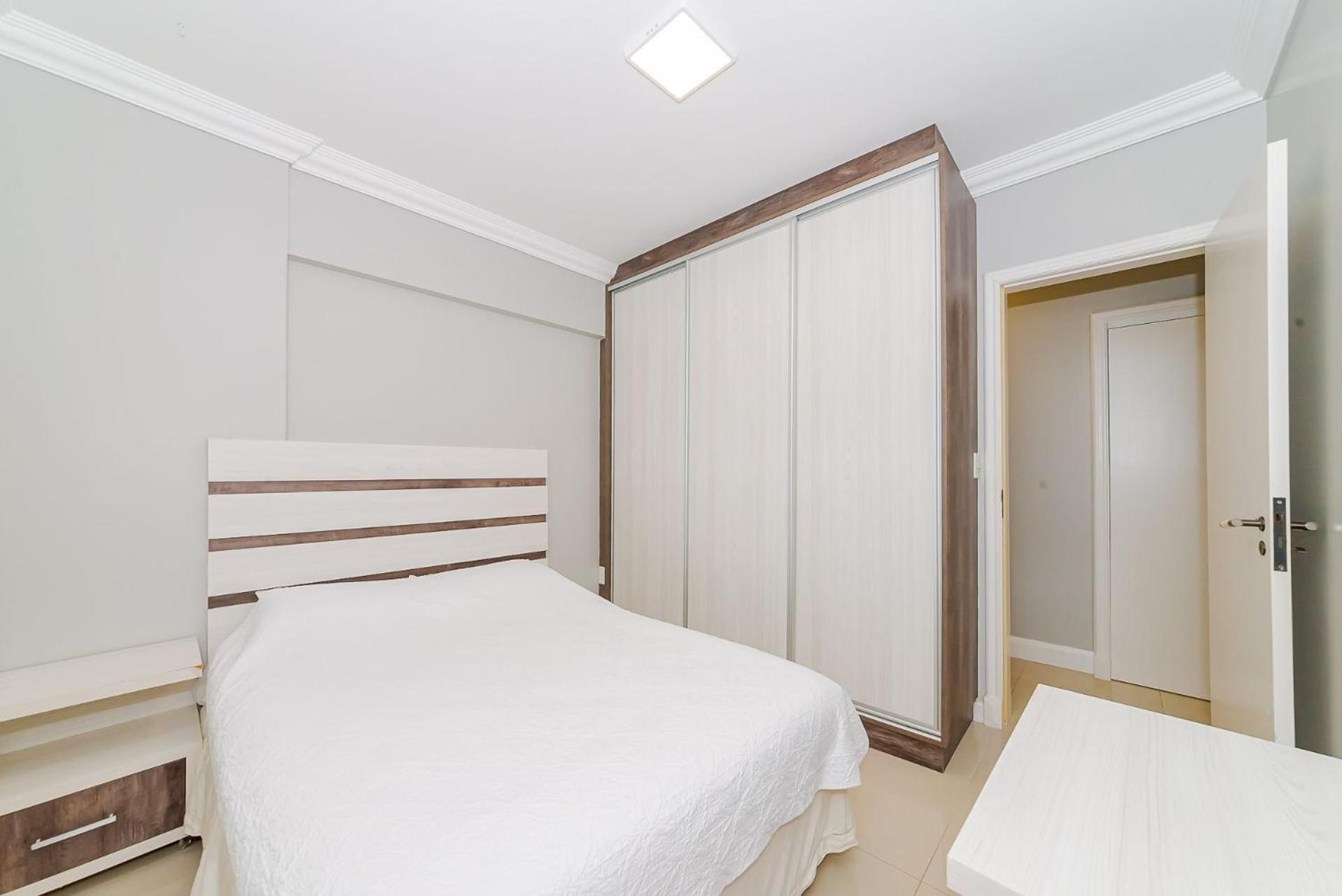 Apto Amplo 1Suite Mais 2Quartos - Quadra Mar 50M Da Praia - Somente Familiares Balneário Camboriú Esterno foto
